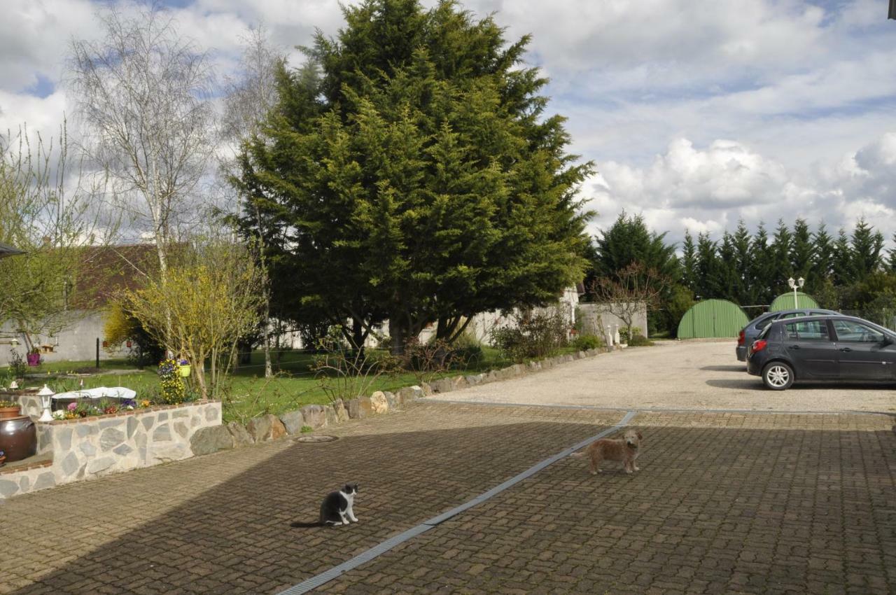Cormeray Les Rouches Bed & Breakfast エクステリア 写真